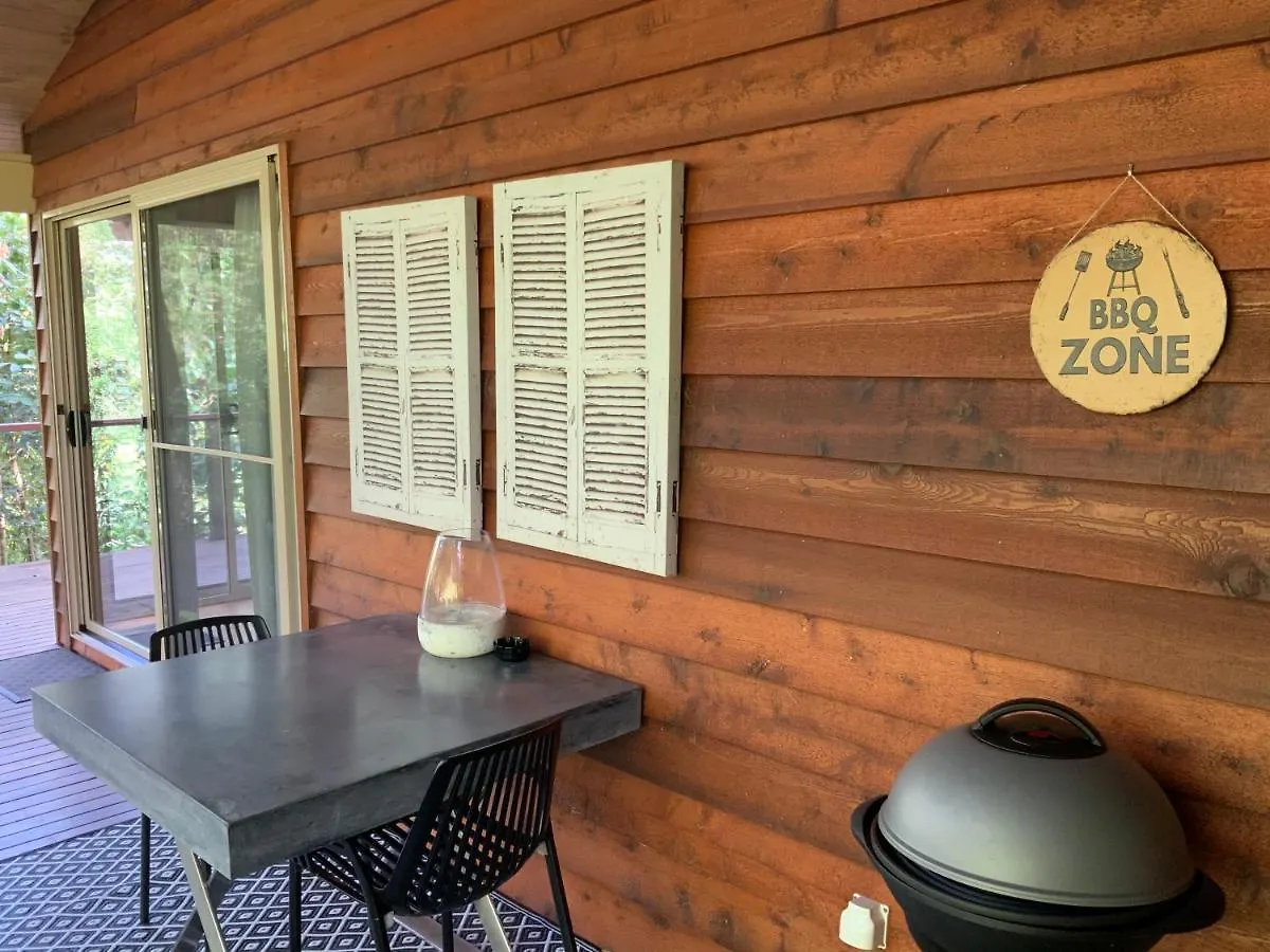 Lodge Belle'S At Montville