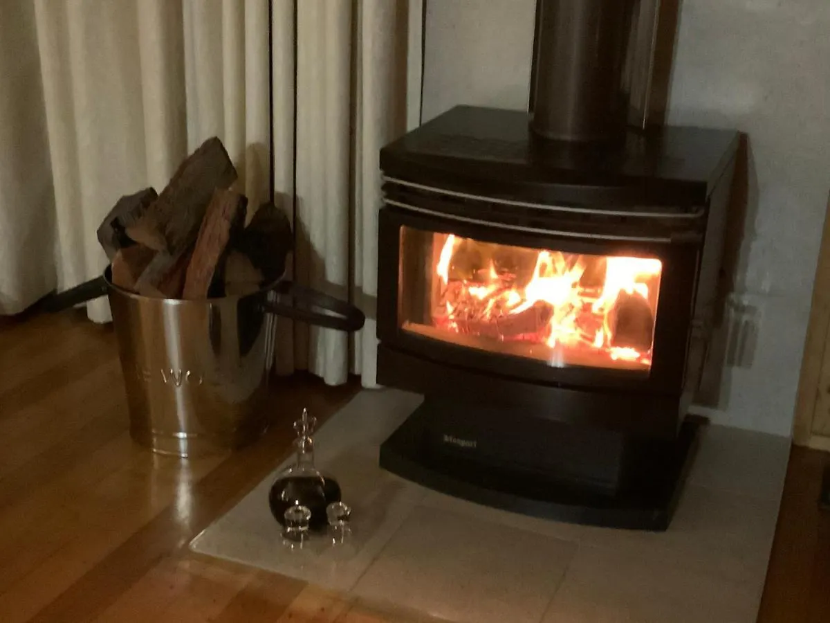 Lodge Belle'S At Montville