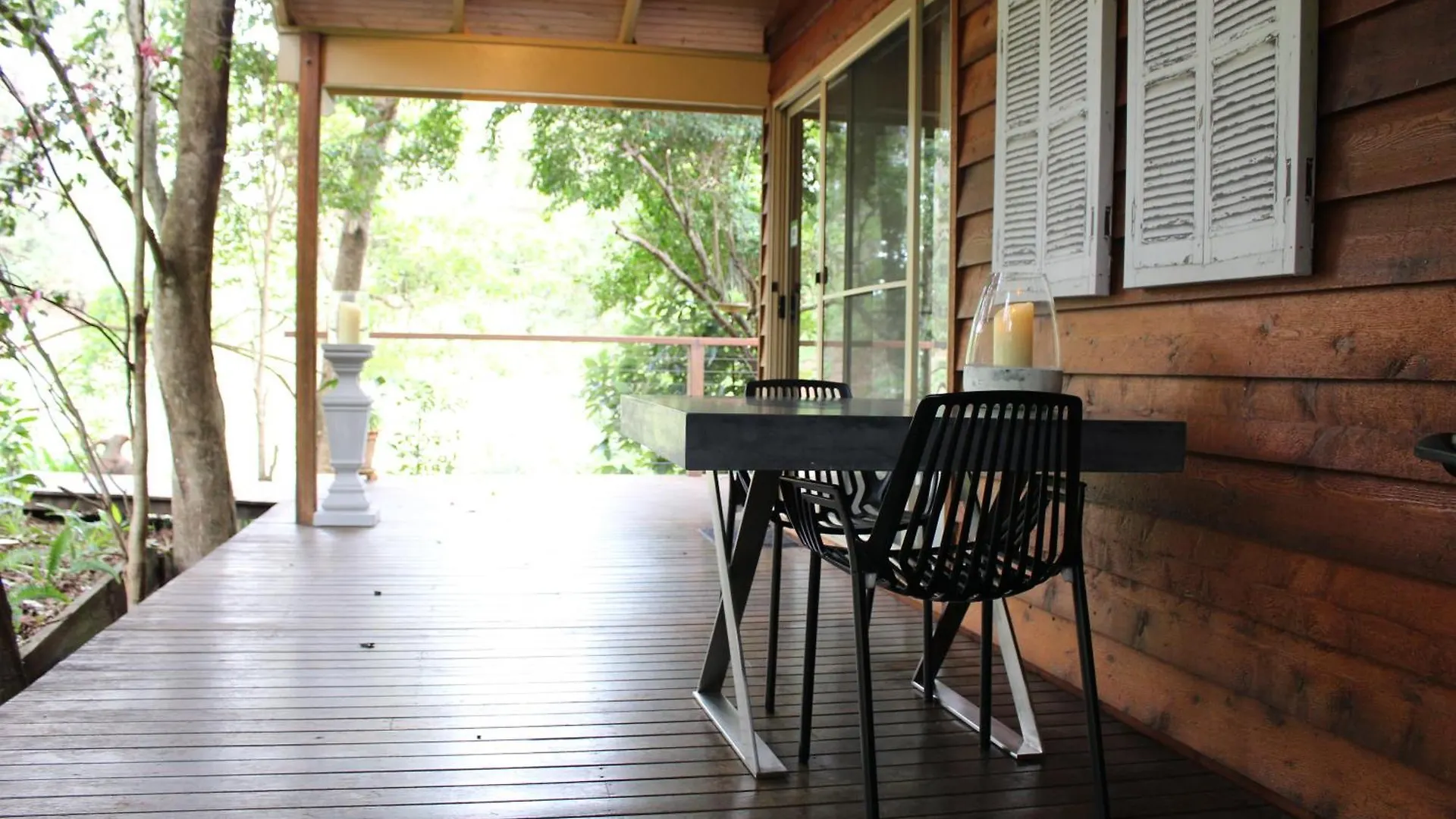 Lodge Belle'S At Montville
